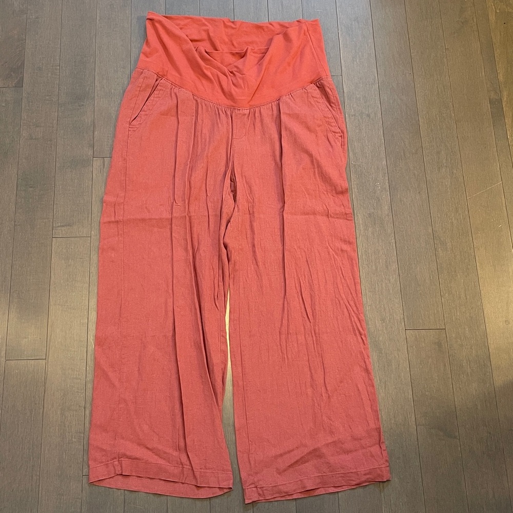 Old Navy Wide-Leg Maternity Pants